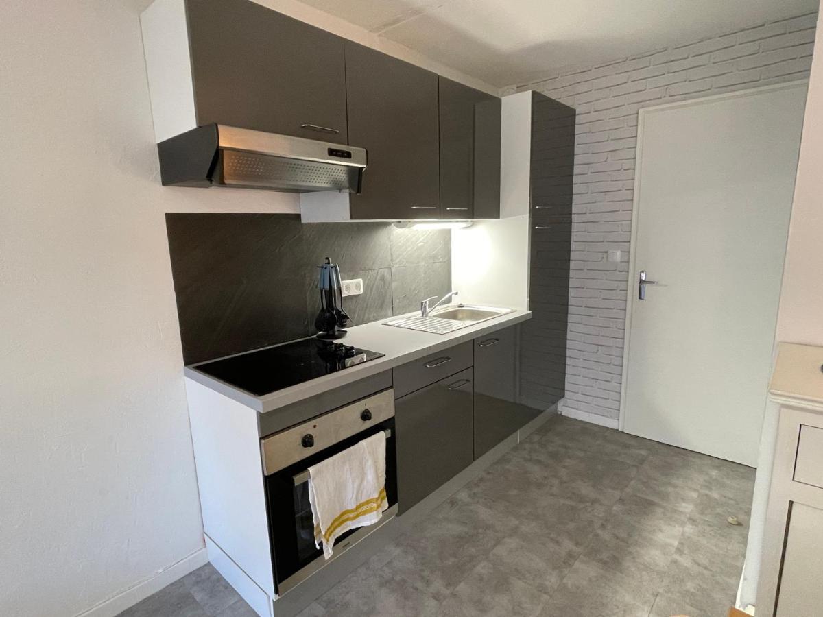 Confort Climatise Avec Wifi A 2mn A Pied De La Apartment